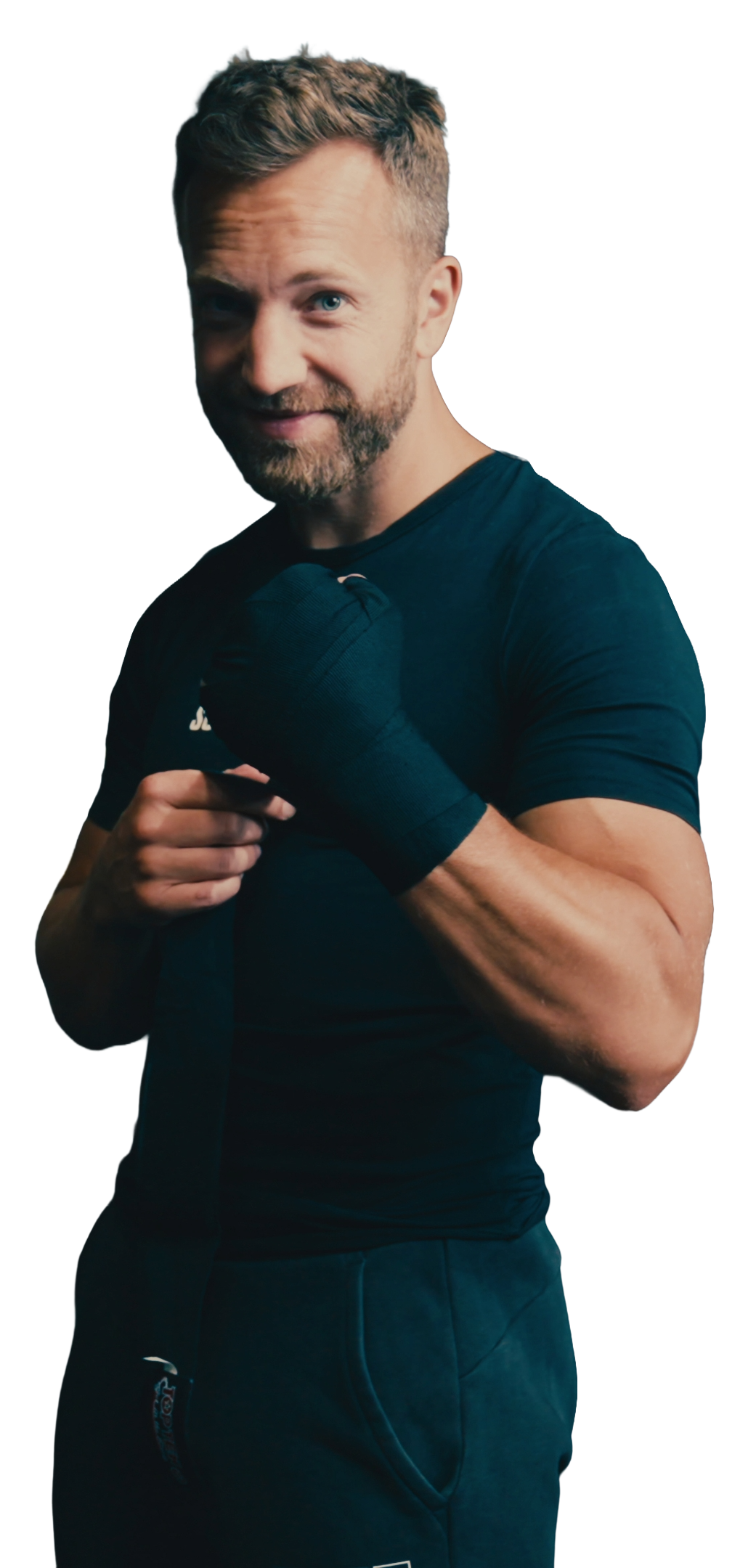 Coach Andrej Waldenberger in Boxhaltung mit bandagierten Händen